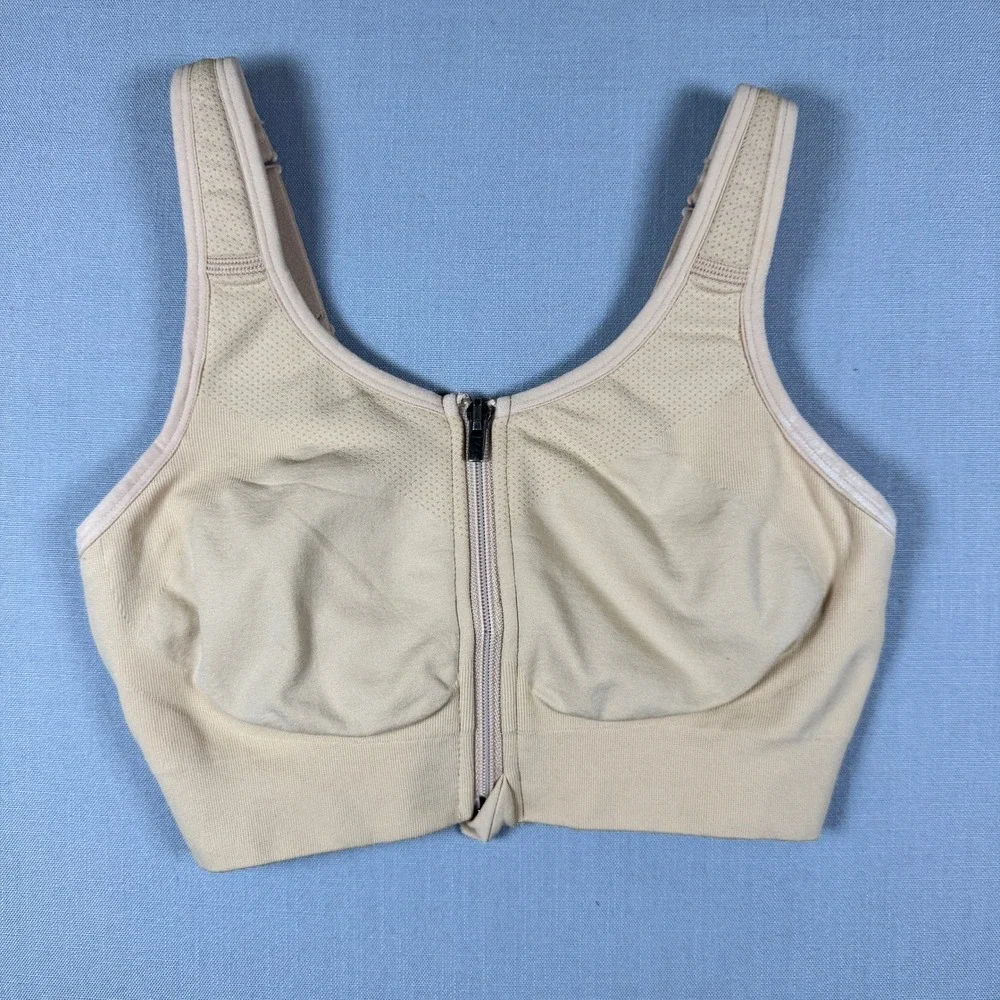 Prairie Wear Hugger Prima Bra Women Size M Beige Front Zip Post Surgical